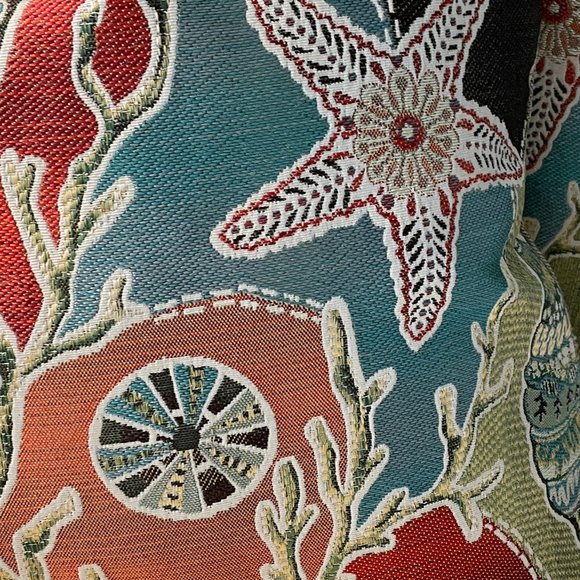 2  tropical pillow covers - Picture 2 of 2